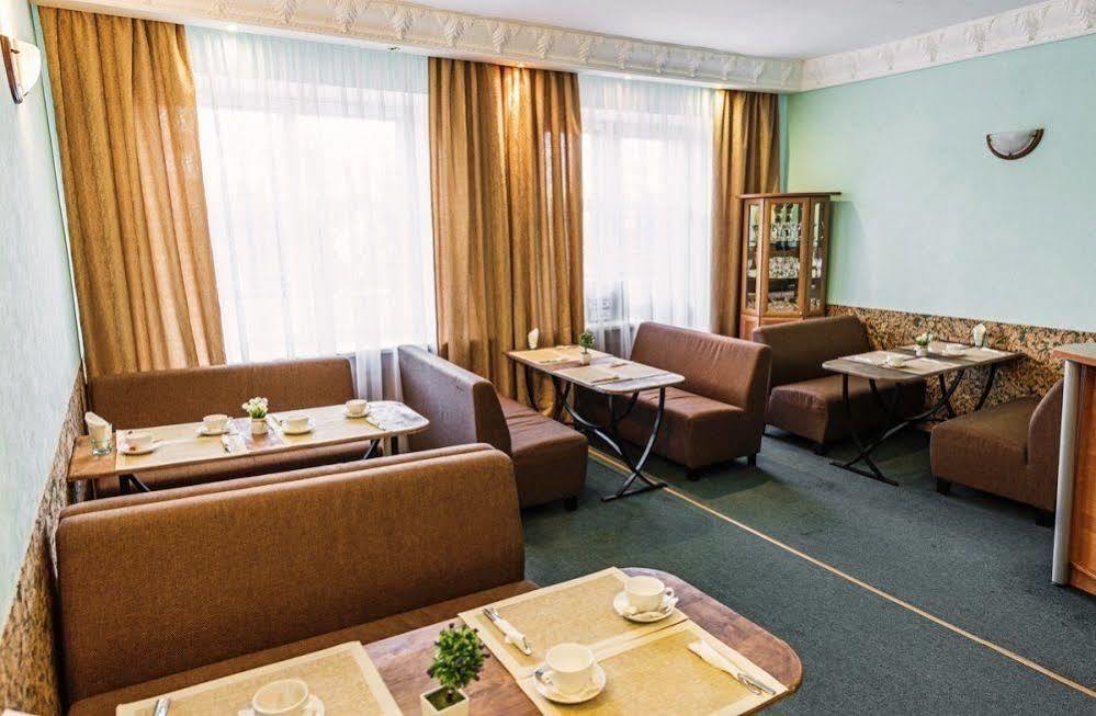 Bolshoy Ural Hotel 叶卡捷琳堡 外观 照片